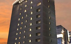 雄獅酒店